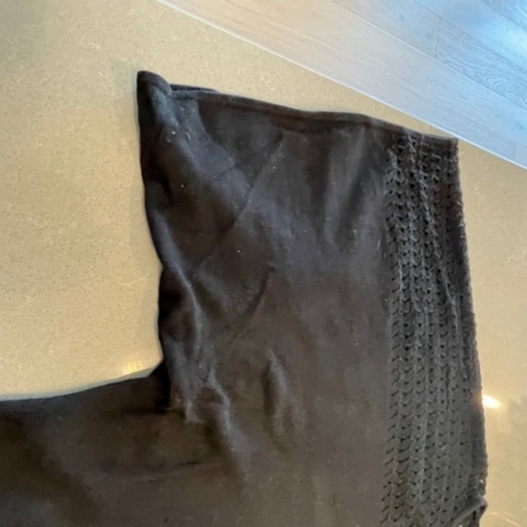 COPY - INC Wide Arm Short Sleeve Black Sz L Sweater - Picture 2 of 6